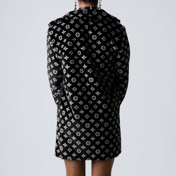 Faux Fur Jacket - Picture 7 of 7